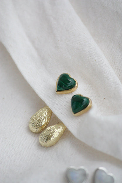 Hearts Stud Earrings with Malachite